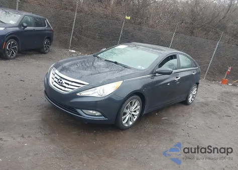 2013 Hyundai Sonata Se z USA, uszkodzony, nr VIN 5NPEC4AC8DH597890